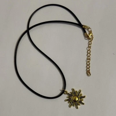 Collar Gargantilla Sol Brillo Sol Colgante Dije Antiguo Chapado en Oro Tono Mujeres Hombres Foto 1 de 4