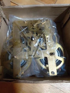 Clock Movement for 31 Day Key Wind - Picture 1 of 6