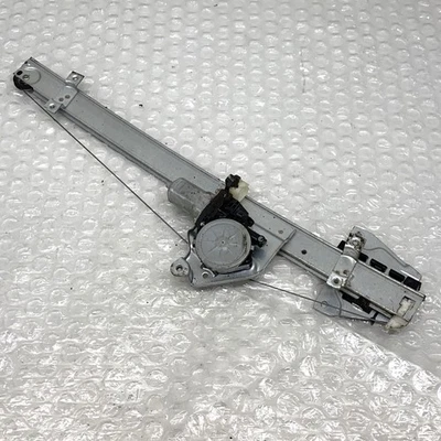 Regulador de ventana y motor delantero derecho para Mitsubishi PAJERO V78W MK3 3.2 DiD Foto 1 de 4