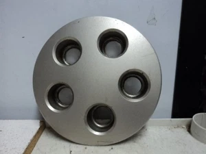 95 FORD TAURUS CENTER CAP HUB F2DC-1A096-AA - C   43817 - Picture 1 of 2