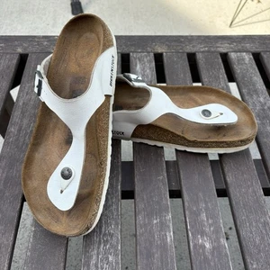 BIRKENSTOCK Women’s EU 40 / US 9 ~ White Birko-Flor Gizeh Slide Sandal Thong - Picture 1 of 15