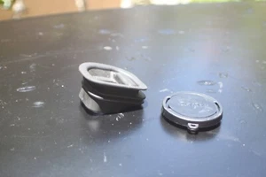 CANON -CAMCORDER- ES-6000 - AUGENMUSCHEL - OBJEKTIVDECKEL - OEM  - Bild 1 von 3