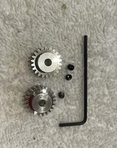 50357 Tamiya 22T, 22T AV Pinion Gear Set TCS/TT01/TT02/M07/M08/TL01/M04/TA02 - Picture 1 of 1