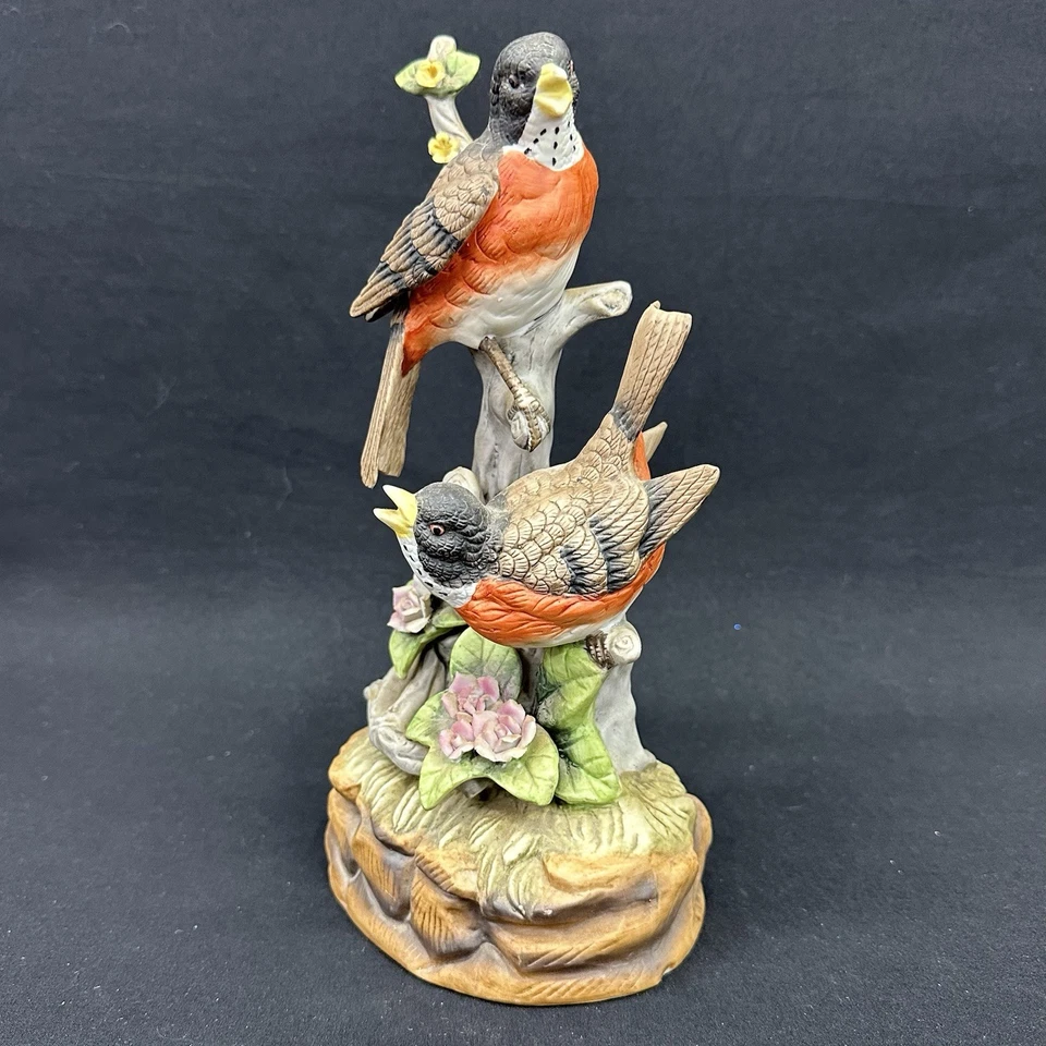 Arnart Imports/Royal Crown Bisque Porcelana Robin Bird Caja de Música, De Colección 1982 Foto 1 de 4