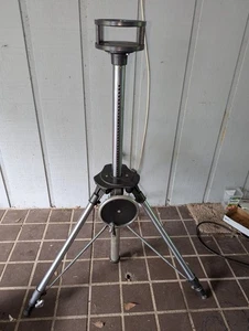 ITE T10 cranked Professional Movie Camera Tripod with Mitchell / moy mount - Picture 1 of 11