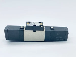 SMC VFS2200-5FZ Solenoid Valve 2-position 24vdc Double Solenoid - Picture 1 of 6