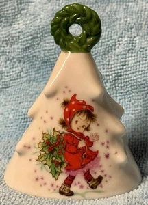 Vintage Weihnachtsglocke #458P Mädchen im roten Mantel mit Stechpalme Porzellan Japan 1960er - Bild 1 von 7