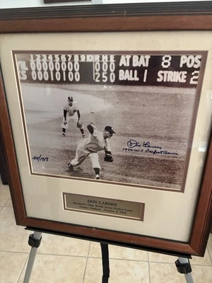 Don Larson 18x18 autografiado con placa de certificado de autenticidad Serie Mundial Juego perfecto 44/1956 Foto 1 de 4