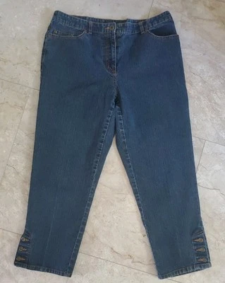 Hearts of Palm Blue Jean Capri’s With Button Leg, Size 10 - Image 1 of 4