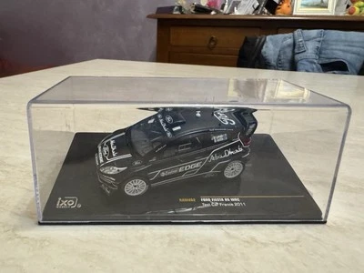 Ford Fiesta RS WRC Test Car France Ixo 2011 nuova in box da collezione - Immagine 1 di 4