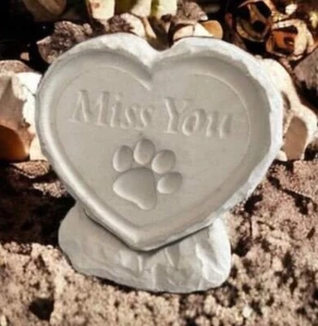 Miss You Pet Paw Stone Ornament Honouring Your Best Friend Home Garden or Grave - Picture 1 of 4