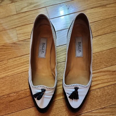 Vintage Bally Black/White Color Block Leather Slip-On Women’s Sz 9 Pumps Shoes  - Image 1 of 4