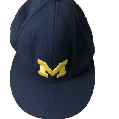 adidas University of Michigan Wolverines Fitted Hat L/XL 7 3/8 - Image 1 of 4