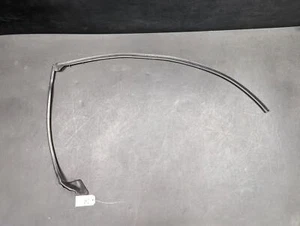 Rear Left Door Lower Weatherstrip 2018 Audi A6 4G0839717C 2012 2013 2014 - 2017 - Picture 1 of 12
