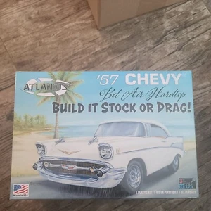Atlantis 1/25 Plastic 1957 Chevy Bel Air Model Kit - Picture 1 of 2