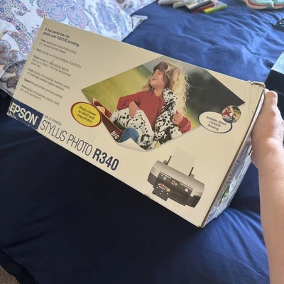 Epson Stylus Photo R340 Digital Inkjet Photo Printer - Black/Silver - NEW - Image 1 of 3