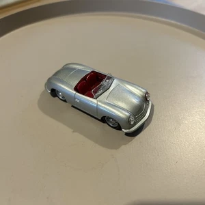 DeAgostini 1/43 Scale 1948 Porsche 356 No 1 Roadster Silver with Plinth - Picture 1 of 5