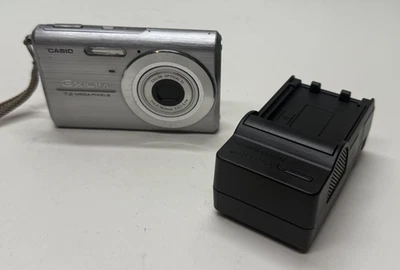 Casio EXILIM 7.2MP Digital Camera | Model EX-Z75 | TESTED, NEW BATTERY - Image 1 of 4