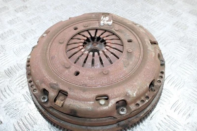 Vauxhall Vivaro 1.5 MK3 Flywheel Dual Mass Clutch Kit Luk 2019 - 2024 9820879880 - Image 1 of 4