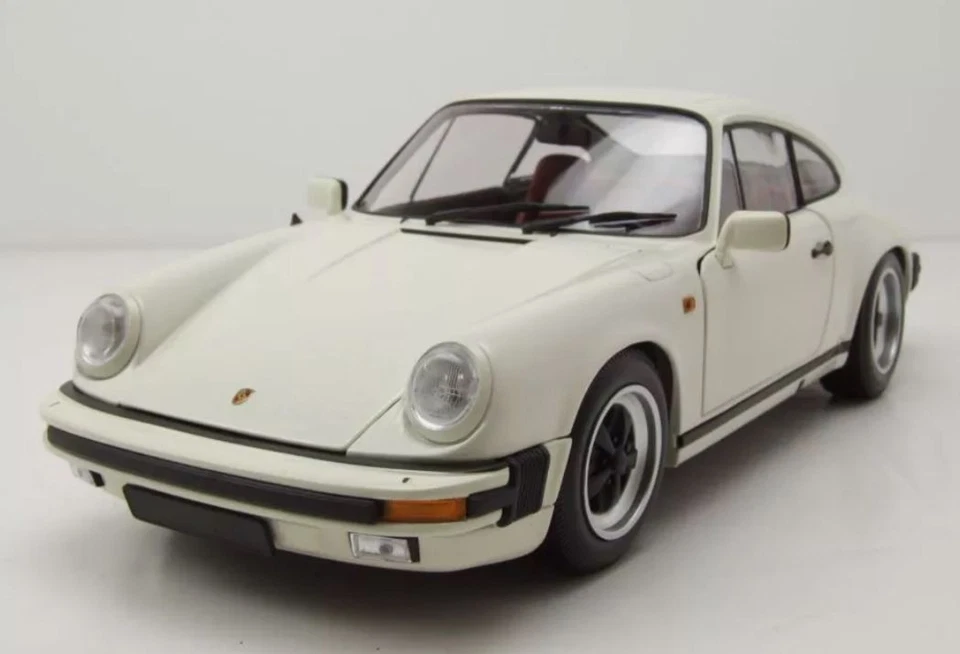 Minichamps 1/18 PORSCHE 911 CARRERA COUPE 3.2 WHITE 1983 Diecast - 100063024