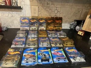 20 Vintage Hot Wheels Lot Mattel Treasure Hunt Diecast Collectible Car Toys NIP - Picture 1 of 9