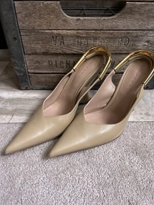$2K BOTTEGA VENETA Punta 100 gold slingback wedge pumps shoes in beige 38.5 8.5 - Picture 1 of 7