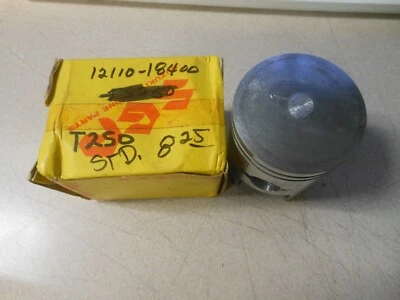 NOS Suzuki STD Piston 1969-1971 T250 12110-18400 - Image 1 of 4