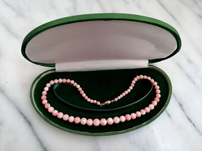 BELLISSIMA COLLANA SCALARE IN AUTENTICO CORALLO ROSA VARIEGATO. - Immagine 1 di 4