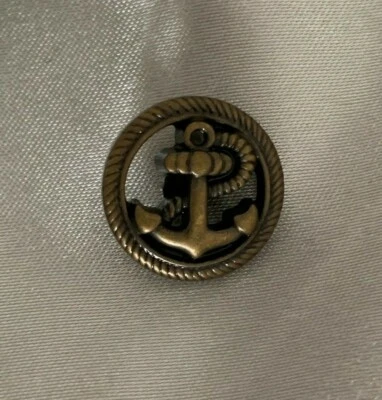Unique Anchor & Rope, Single Plastic Button - Image 1 of 2