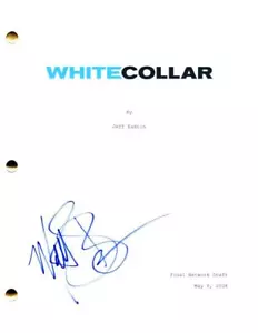 Sceneggiatura pilota colletto bianco autografo firmato Matt Bomer - Neal Caffrey - Foto 1 di 2