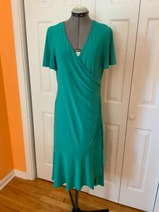 Harper Rose grün Flügelärmel V-Ausschnitt Kleid Damen halbhoch asymmetrisch Gr. 12 - Bild 1 von 8