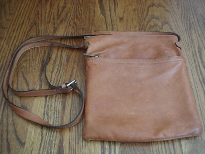 BOLSO BANDOLERA/BOLSO DE HOMBRO BRUNO MAGLI CUERO TOSTADO Foto 1 de 4