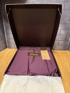 Copripiumino Eikei Opulent Home Linens nuovo con etichette (120x98) 2 federe cuscino DEEP PLUM King - Foto 1 di 7
