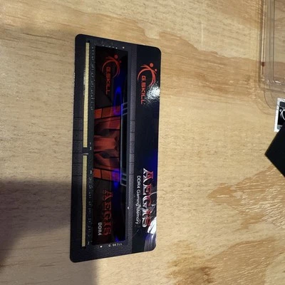 G. SKILL Aegis 8GB (1x 8GB) PC4-24000 (DDR4-2400) Memory (F43000C16S8GISB) - Image 1 of 4