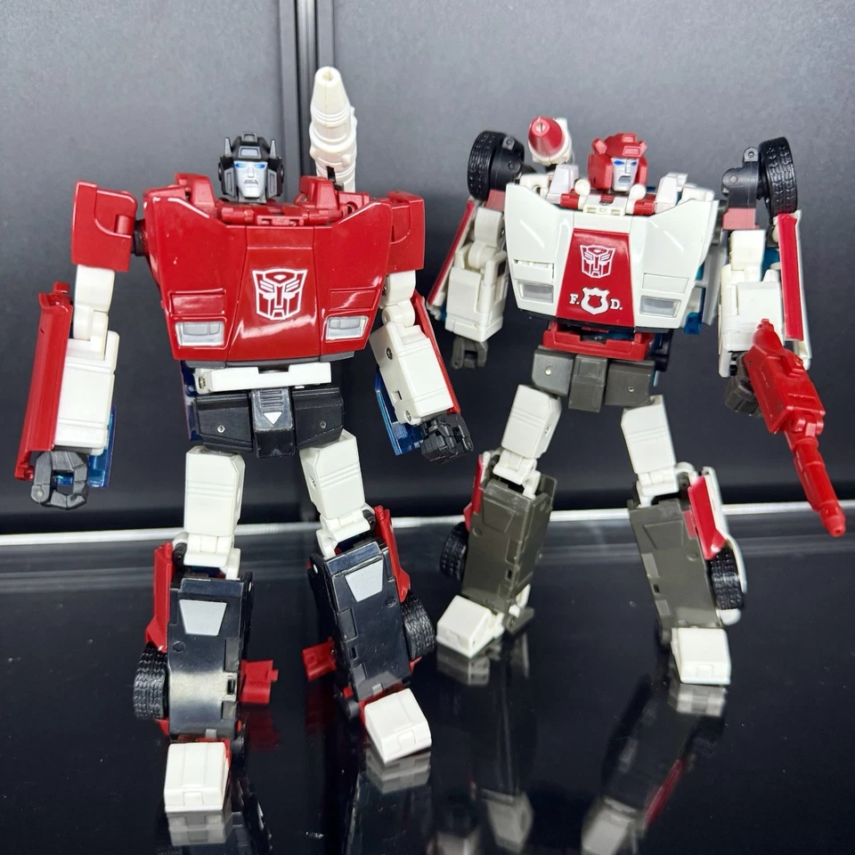 Transformers Masterpiece Scale Badcube STEAMROLL (Sideswipe) & RECON (Red Alert) - Image 1 of 3