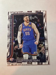 2025-26 Topps Basketball #120 Isaiah Hartenstein Season Tip-Off - Picture 1 of 2