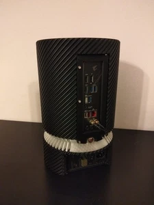 CASE PC MINI ITX, PER CONFIGURAZIONE AMD O INTEL CON GRAFICA INTEGRATA - Foto 1 di 6