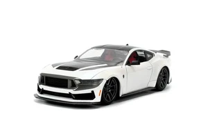 JADA 35504 FORD MUSTANG DARK HORSE IRIDESCENT WHITE /PINK CLEAR COAT PINK SLIPS - Imagen 1 de 1