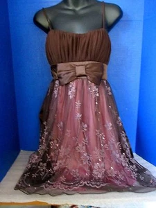 Stadt Dreiecke ~ braun Spaghettiträger Tüll & Pailletten Overlay KLEID ~ Junior Damen 9 - Bild 1 von 5