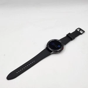 Samsung Galaxy Watch4 Classic SM-R890 46mm Smartwatch Black - Photo 1 sur 5