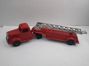 Early TootsieToy 9" FIRETRUCK Mack Semi Truck - Picture 1 of 18