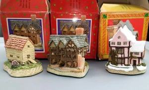 3 David Winter Cottages Kameen Miniatur Haus Figuren Weihnachten Suffolk Konvolut - Bild 1 von 8