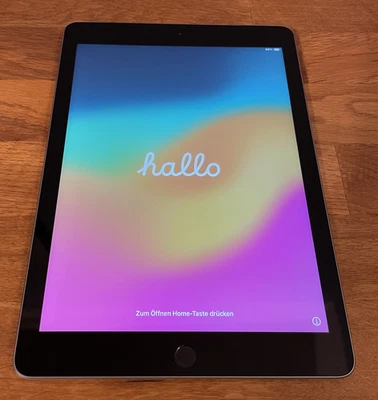 Apple iPad 6 Generation, 32GB, WLAN, (9,7 Zoll), Spacegrau, A1893 - Bild 1 von 4