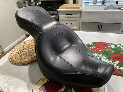 🔥Genuina Harley-Davidson 2018 Up M8 Softail Sundowner Seat 52000295🔥 Foto 1 de 4