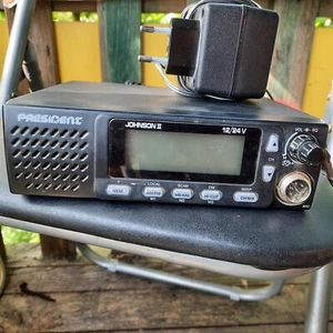 President Electronics Johnson II USA 12/24V 40 Channel AM CB Radio w/3 Color LCD - Photo 1/6