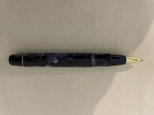 Penna a sfera Omas in celluloide Blu Zaffiro - Collezione La Royale Ref. 5741 - Foto 1 di 7