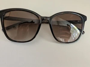 Sonnenbrille von Tommy Hilfiger - Bild 1 von 3