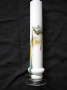 Vintage Art Glass snowflake White Vase - Picture 1 of 8