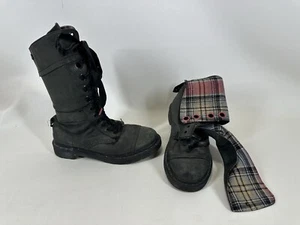 Dr. Martens Triumph Fold Over 12 Eye Boots Women’s Size 8 Gray Leather No Laces - Picture 1 of 9
