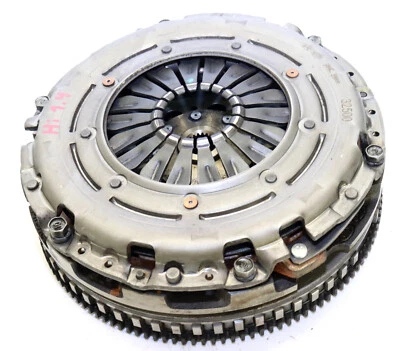 Hyundai I30 PD 1.4 23200-03900 FLYWHEEL CLUTCH KIT CLUTCH --39,000 km-- - Image 1 of 4